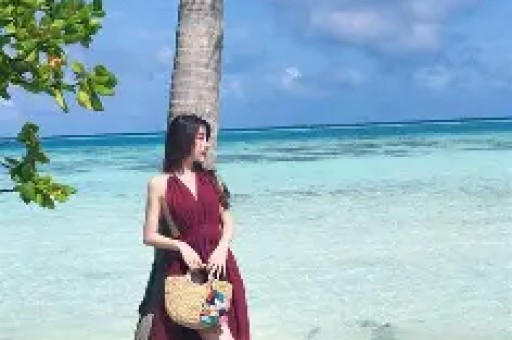 黄圣依突然开播！杨子被网友喊来不仅当了榜一竟然还是管理员